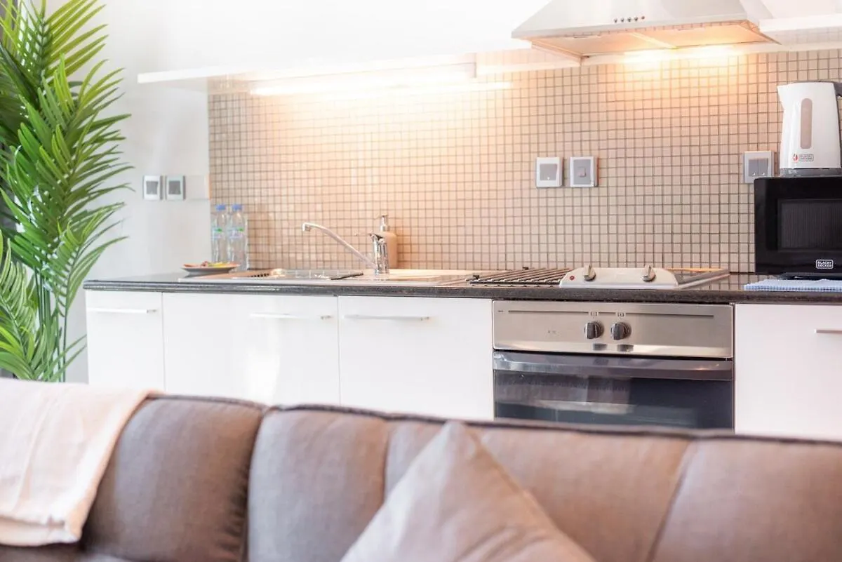 Comfortable Studio Apartment For 4 In Difc Dubaï 0*,  Émirats arabes unis